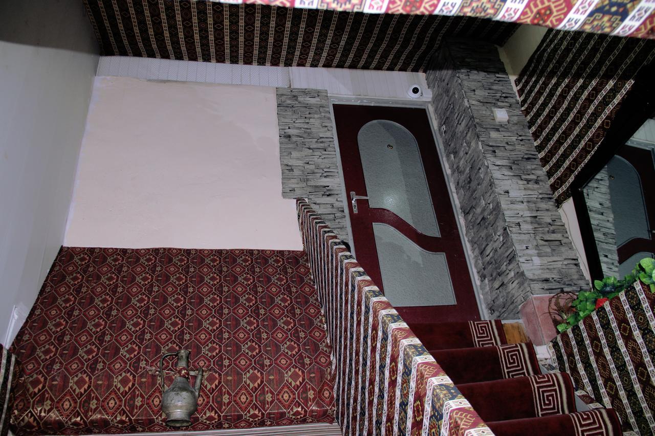 Cth-Baku-Hostel Exterior photo