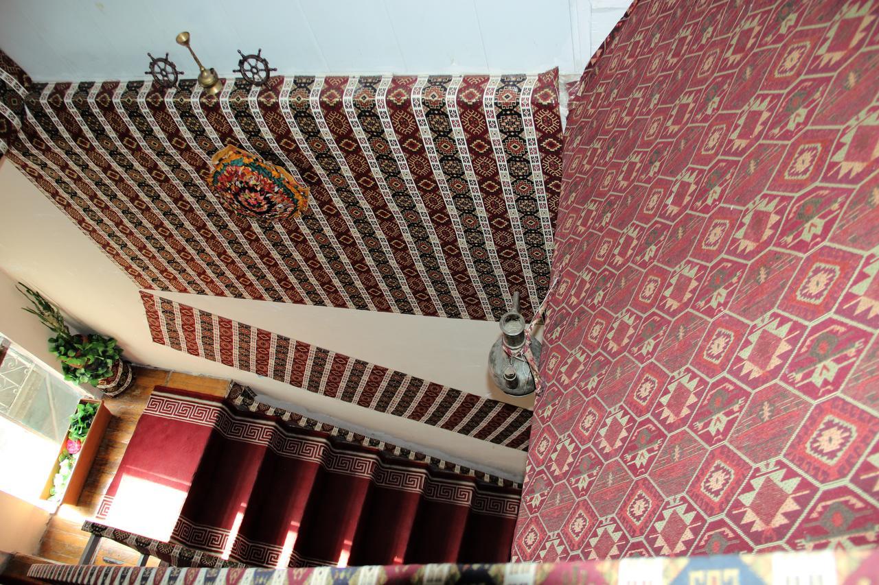 Cth-Baku-Hostel Exterior photo